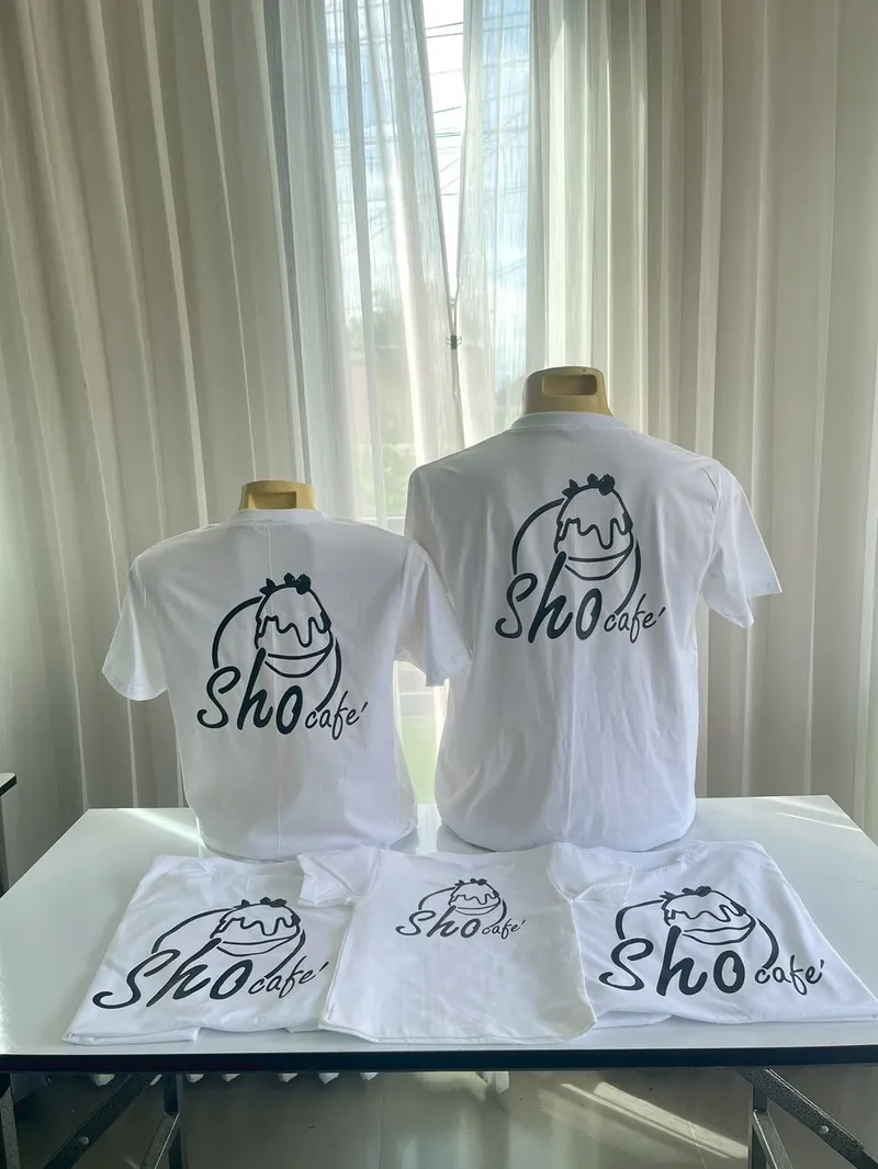 ผลงานสกรีนเสื้อ DTF Sho Café (เสื้อทีม/องค์กร)
